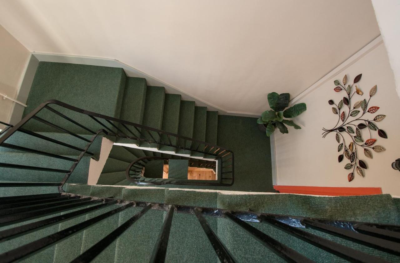 אדינבורו 7 Bedroom Townhouse מראה חיצוני תמונה