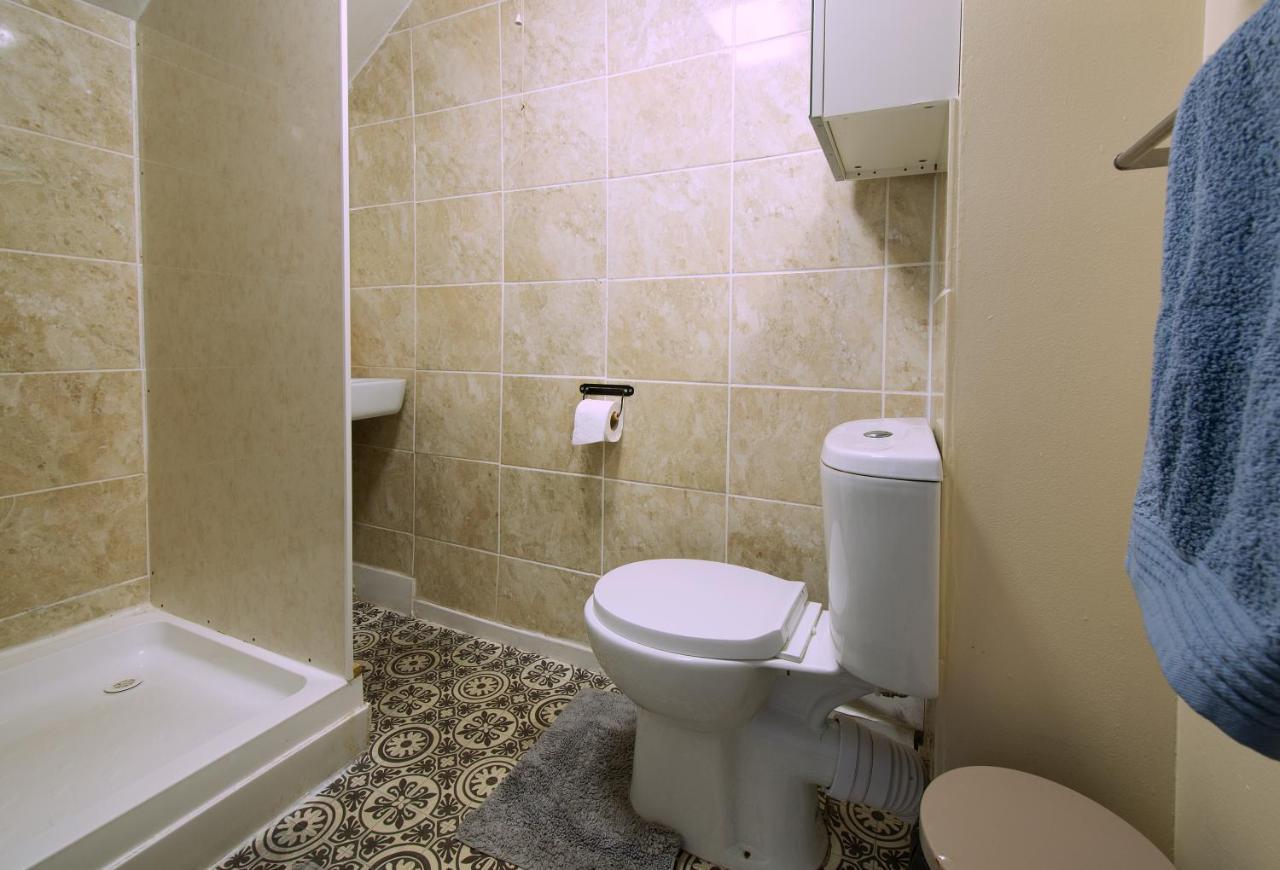 אדינבורו 7 Bedroom Townhouse מראה חיצוני תמונה