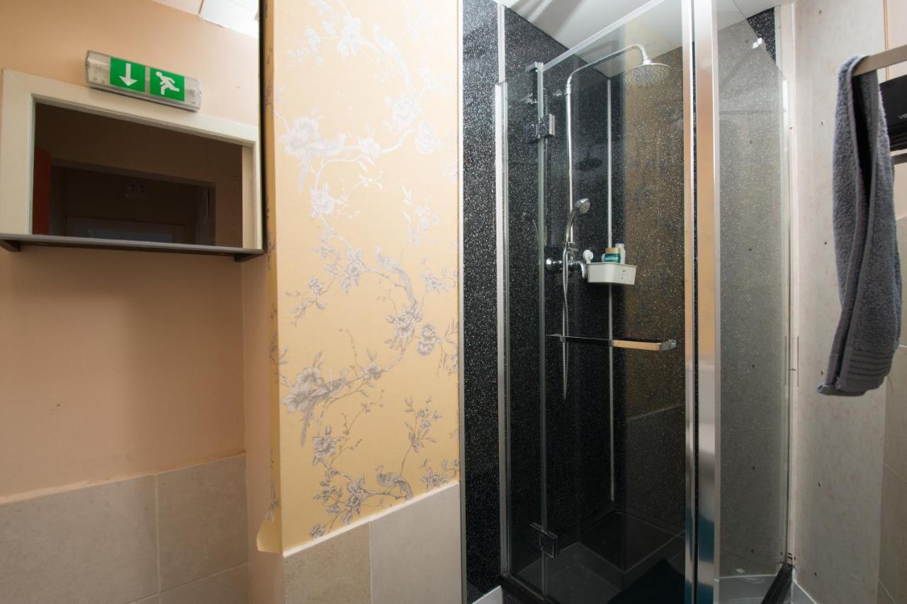 אדינבורו 7 Bedroom Townhouse מראה חיצוני תמונה